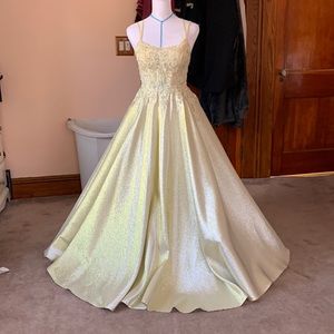 Dave & Johnny Pastel Yellow Prom Ballgown